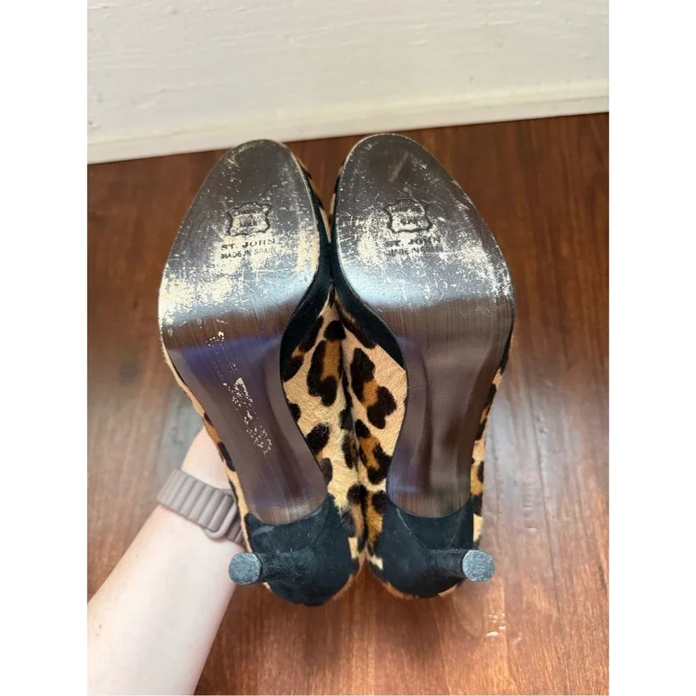 St. John Leopard Cheetah Ponyhair Pumps Heels Sz 8